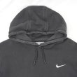 画像3: 00's NIKE スウォッシュロゴ刺繍 スウェットパーカー "FADE BLACK" (3)