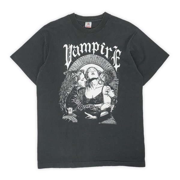 画像1: 90's TIMOTHY BRADSTREET プリントTシャツ "FASHION VICTIM / MADE IN USA" (1)