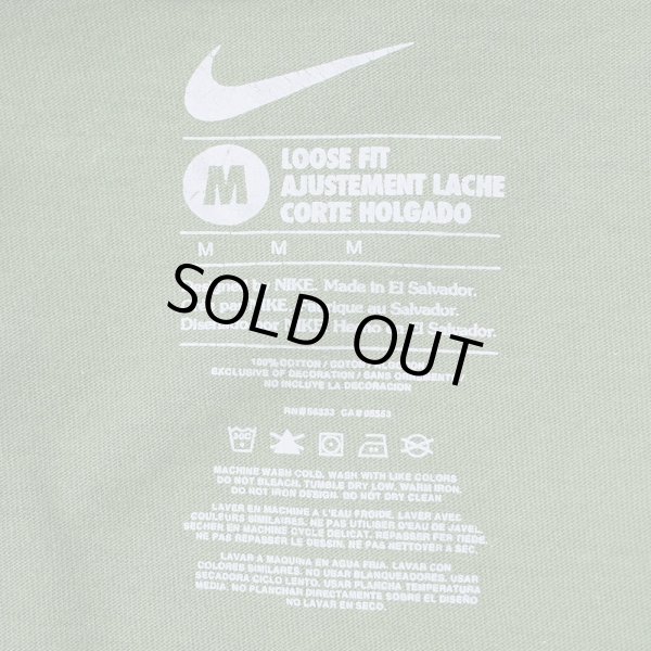 画像2: 00's NIKE スウォッシュ ロゴ刺繍 Tシャツ "OLIVE" (2)