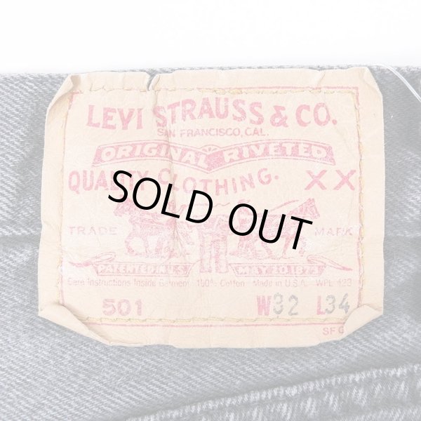 画像3: 90's Levi's 501 ブラックデニムパンツ "MADE IN USA / W32 L34" (3)