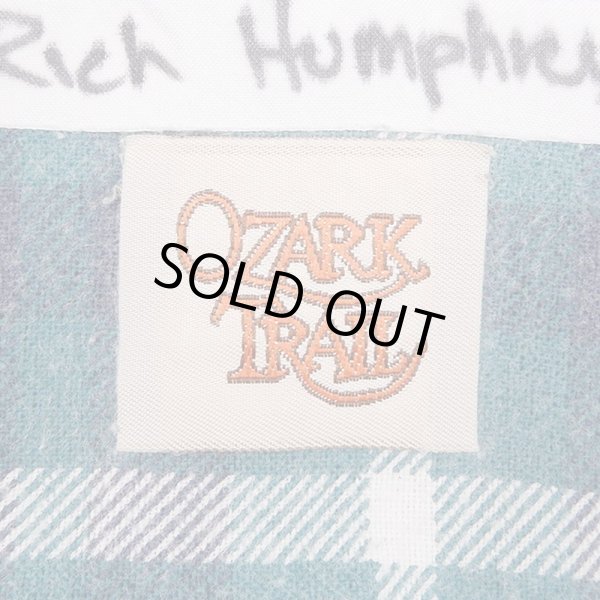 画像2: 90's OZARK TRAIL プリントネルシャツ “MADE IN USA” (2)