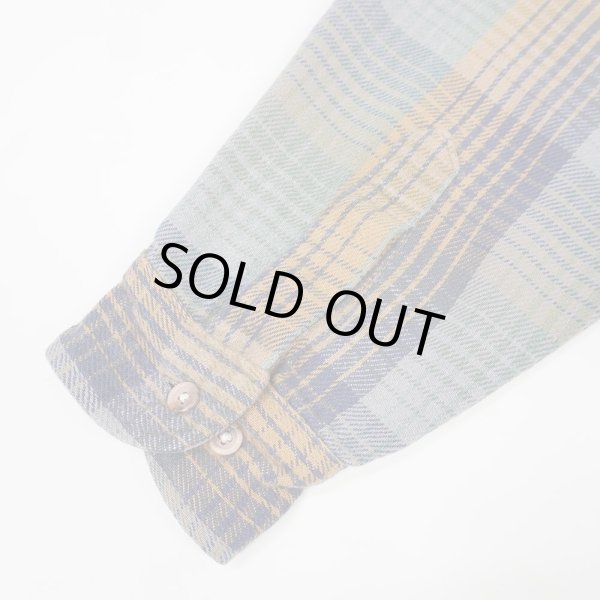 画像4: Late 90's FIELD & STREAM ヘビーネルシャツ (4)