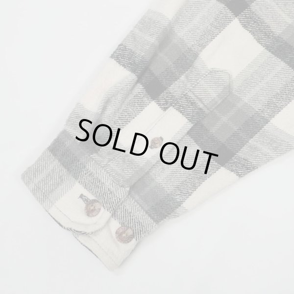 画像4: 00's FIELD & STREAM ヘビーネルシャツ “Gray Plaid” (4)