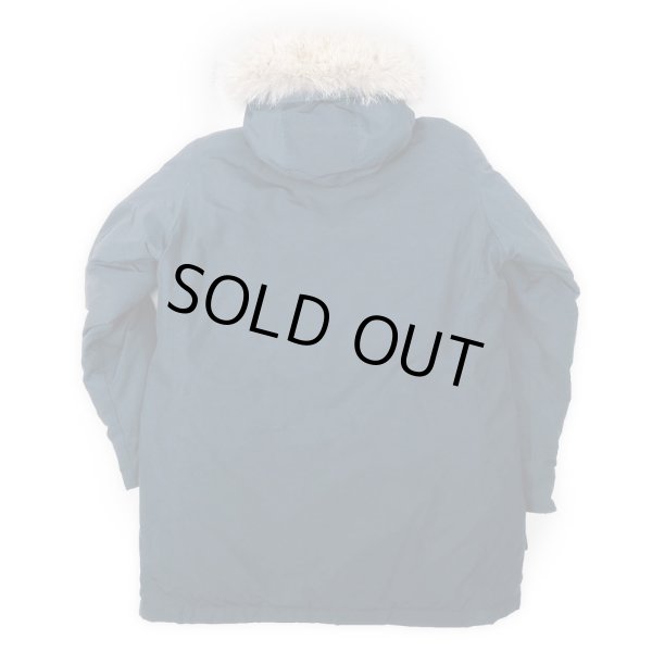 画像2: 00's Woolrich アークティックパーカー “チームロゴ刺繍” (2)