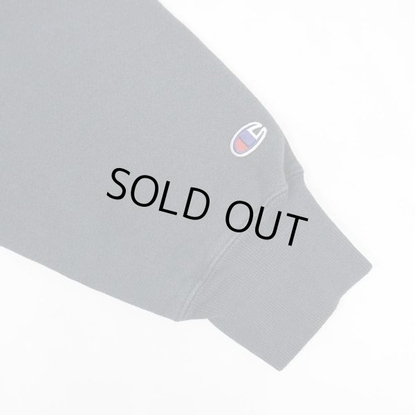 画像4: 00's Champion リバースウィーブスウェット "BLACK / 企業ロゴ刺繍" (4)