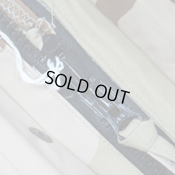 画像3: 00's US.ARMY ECWCS 3C デザートカモ柄 GORE-TEX PARKA "DEADSTOCK / MEDIUM-SHORT" (3)