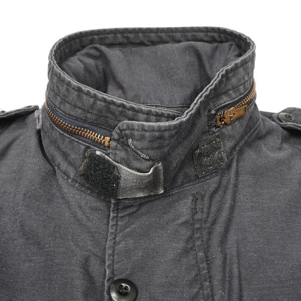 画像4: 90's ALPHA INDUSTRIES M-65 フィールドジャケット "FADE BLACK / MADE IN USA" (4)