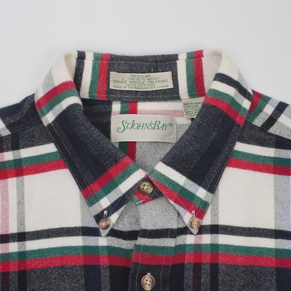 画像3: 90's ST JOHN'S BAY フランネル ボタンダウンシャツ "Black Plaid" (3)
