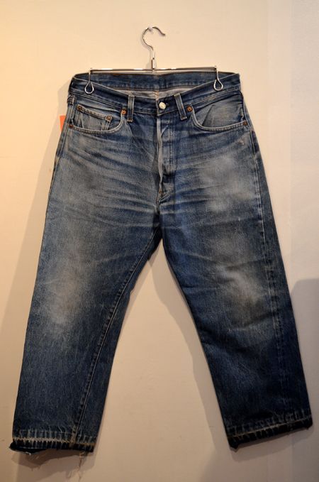 「アメリカ製」リーバイスLevis 501デニムパンツ 鬼ヒゲW34