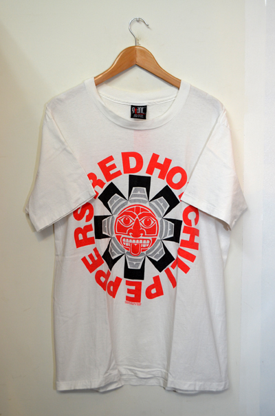 90's RED HOT CHILI PEPPERS BAND TEE