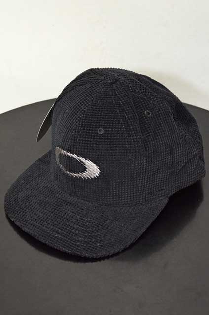90's OAKLEY Rip Cord Black Hat “DEADSTOCK”