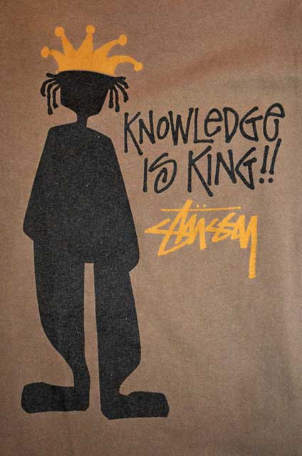 80-90's 黒タグ STUSSY Tシャツ “KNOWLEDGE IS KING” - used&vintage box Hi-smile