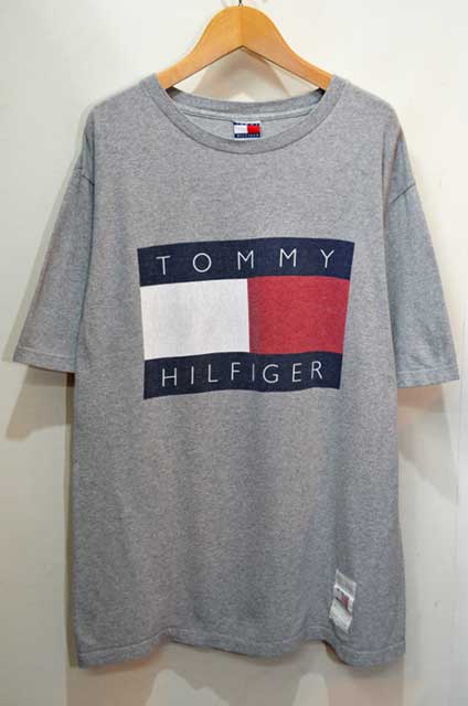 90's TOMMY HILFIGER ロゴプリントTシャツ “MADE IN USA”